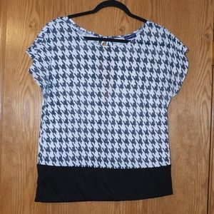 Black and White Pattern Top